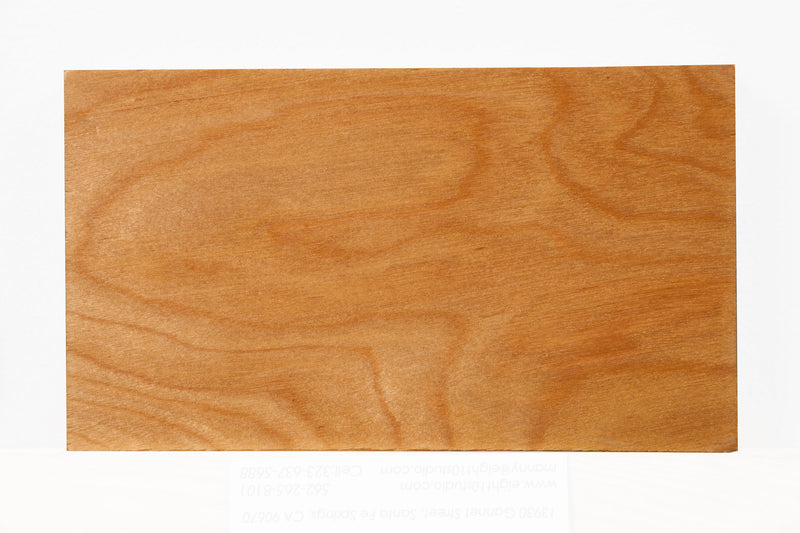 Light natural alder wood finish sample for Traditional A-T251 Alder Chairside Table, ideal for bright and airy interiors.