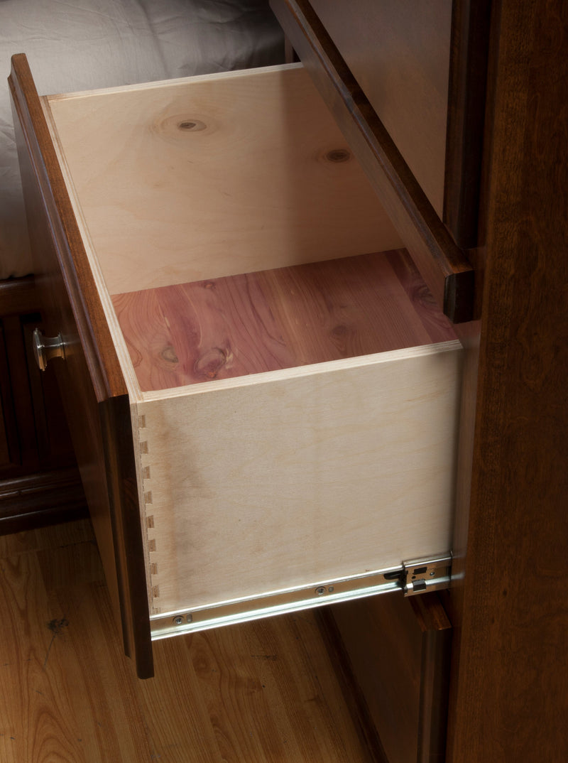 Traditional Oak 9-Drawer Dresser & Mirror Set