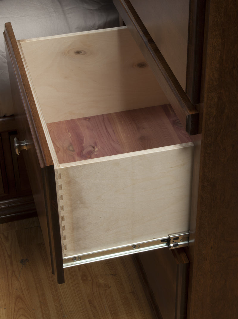 Traditional Oak 6-Piece Platform Bedroom Suite