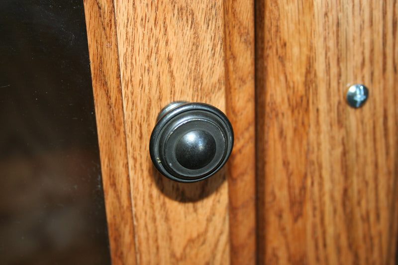 Traditional Antique-Style Round Knob